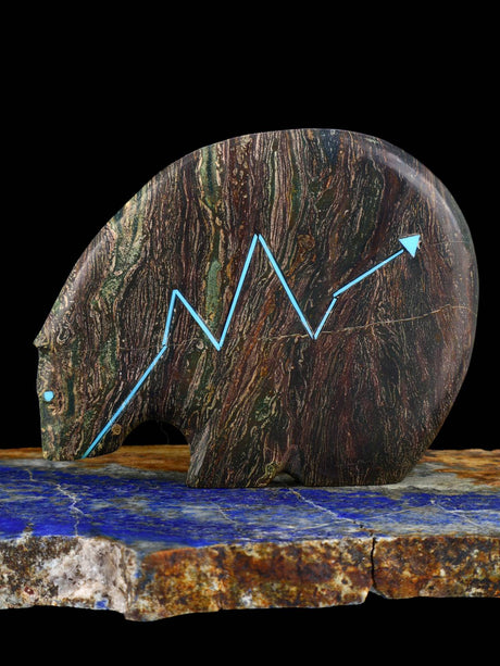 Folded Metasediment Medicine Bear Zuni Fetish - PuebloDirect.com