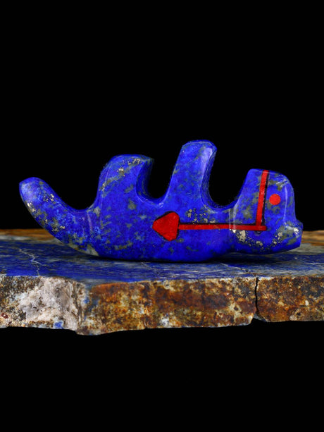 Lapis Playful Mountain Lion Zuni Fetish - PuebloDirect.com