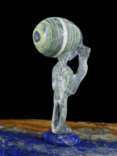Serpentine Alien Zuni Fetish - PuebloDirect.com