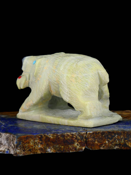 Serpentine Bear With Fish Zuni Fetish - PuebloDirect.com