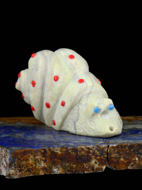 Serpentine Snail Zuni Fetish - PuebloDirect.com