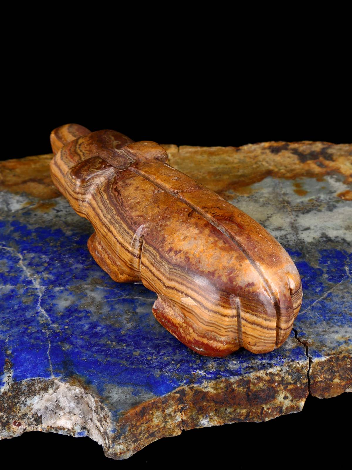 Onyx Badger Zuni Fetish - PuebloDirect.com