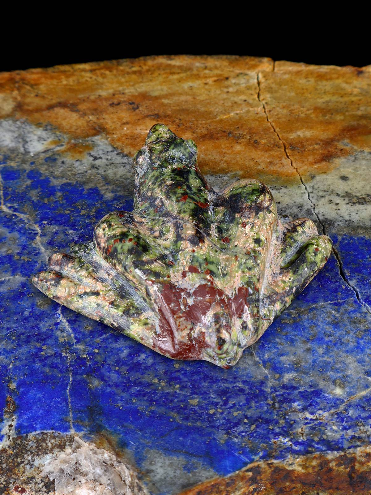 Serpentine Frog Zuni Fetish - PuebloDirect.com
