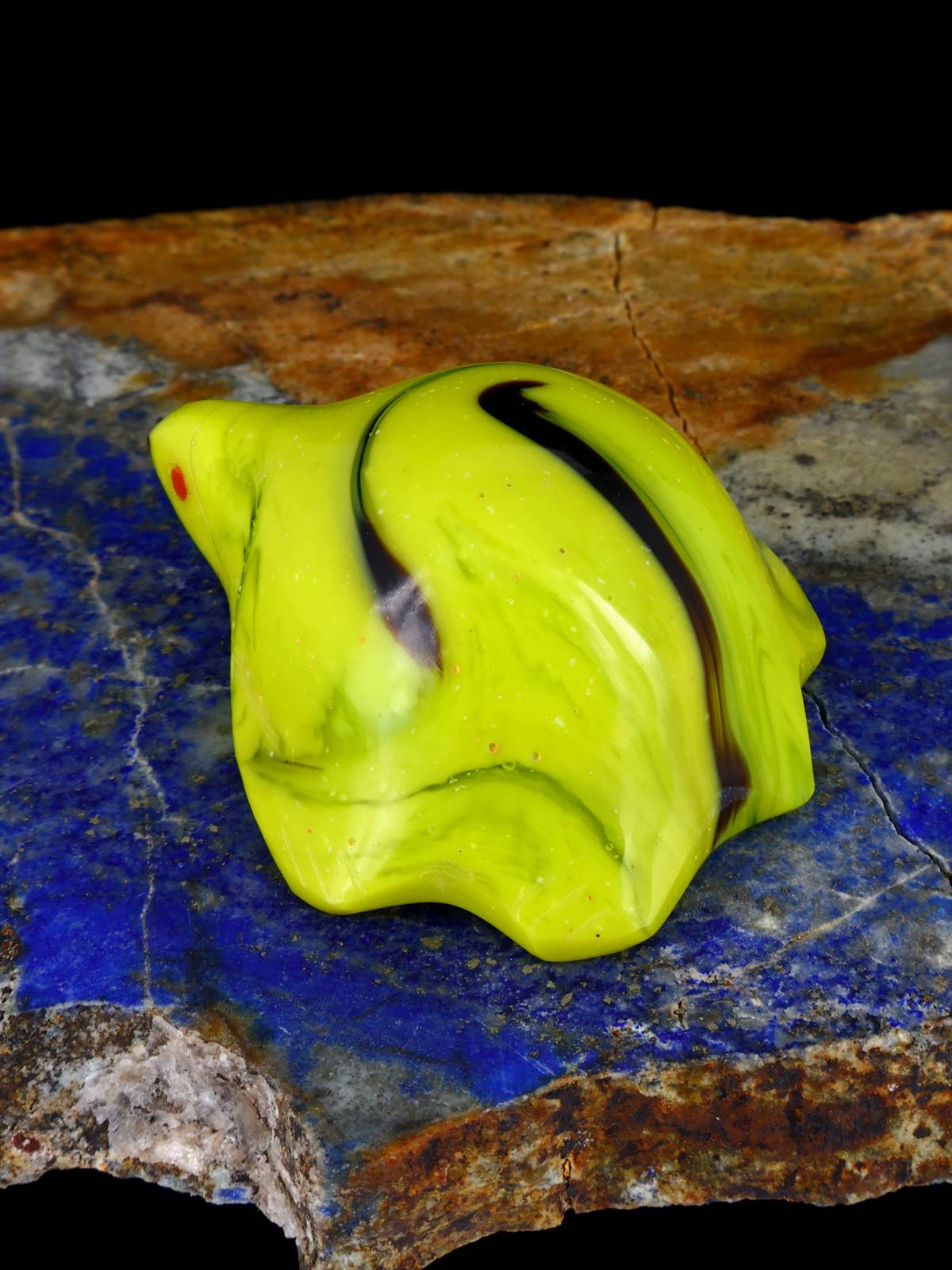 Glass Turtle Zuni Fetish - PuebloDirect.com