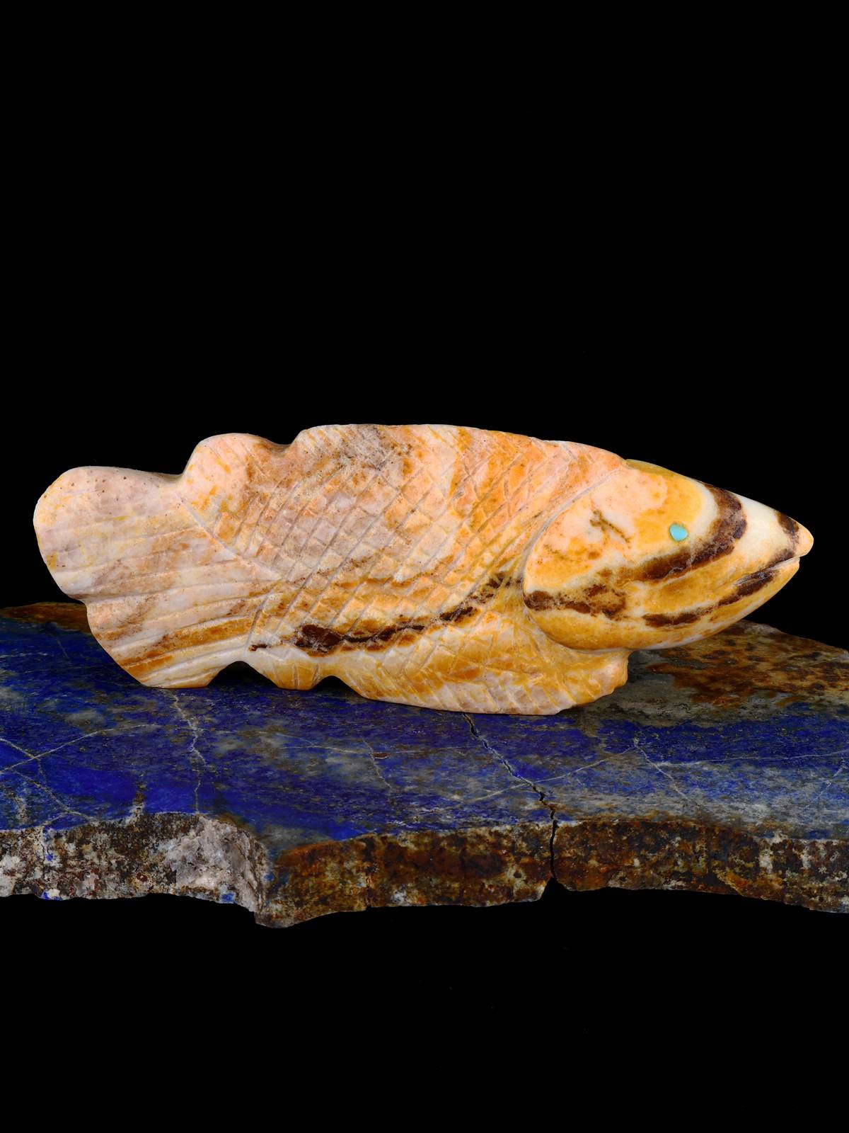 Onyx Fish Zuni Fetish - PuebloDirect.com