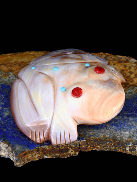 Pink Shell Frog Zuni Fetish - PuebloDirect.com