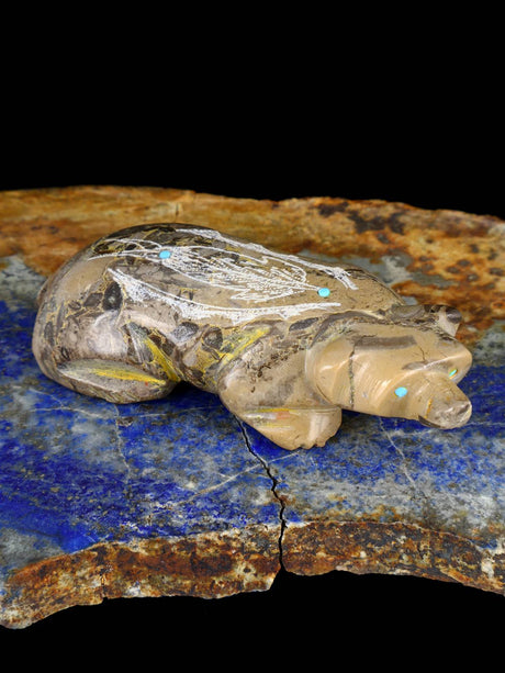 Etched Serpentine Badger Zuni Fetish - PuebloDirect.com
