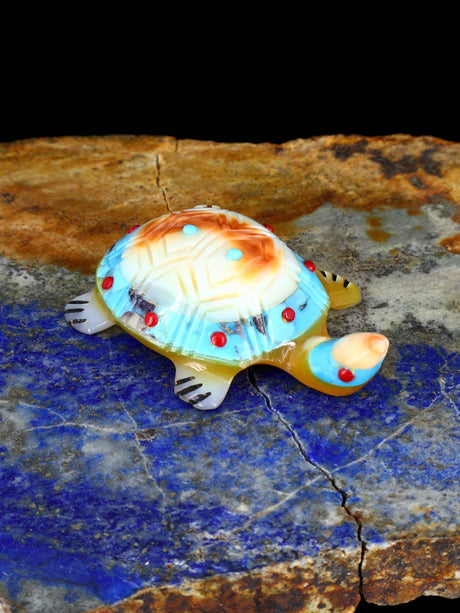 Mother of Pearl Turtle Zuni Fetish - PuebloDirect.com