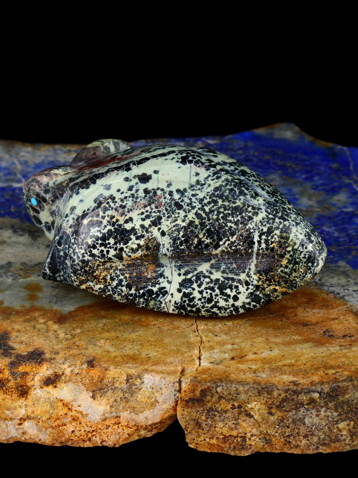 Serpentine Frog Zuni Fetish