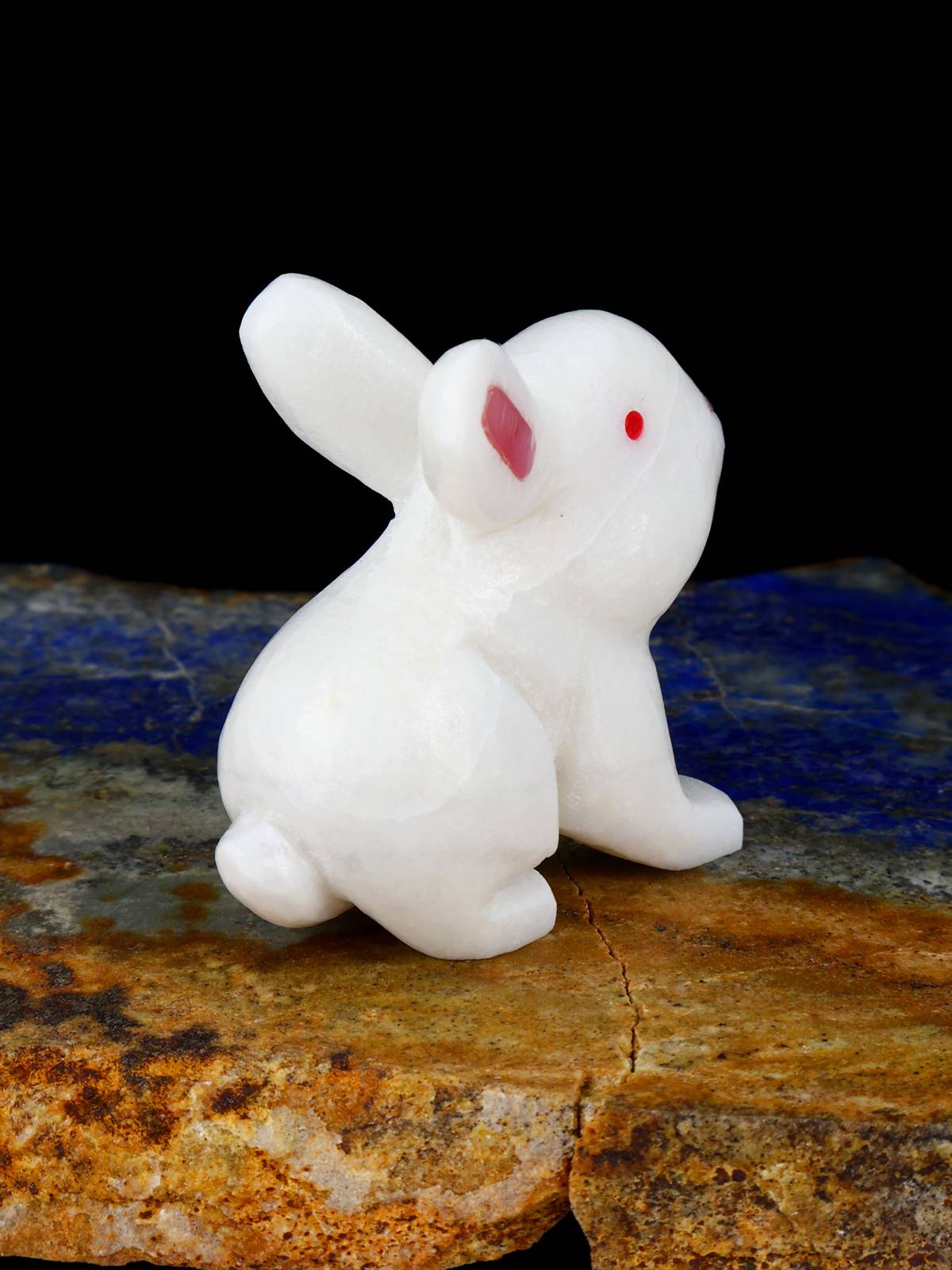 White Marble Rabbit Zuni Fetish