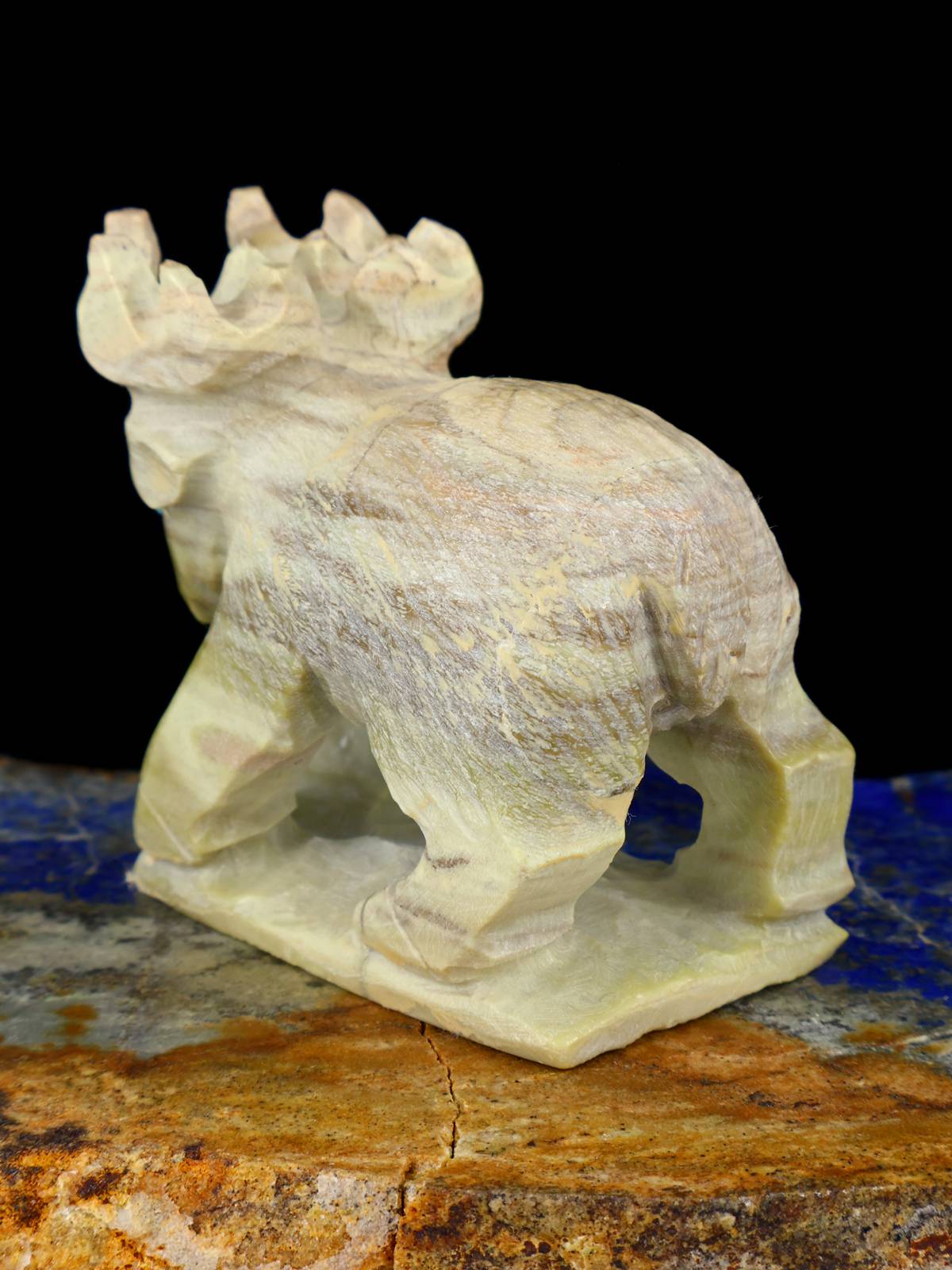 Serpentine Reindeer Zuni Fetish - PuebloDirect.com