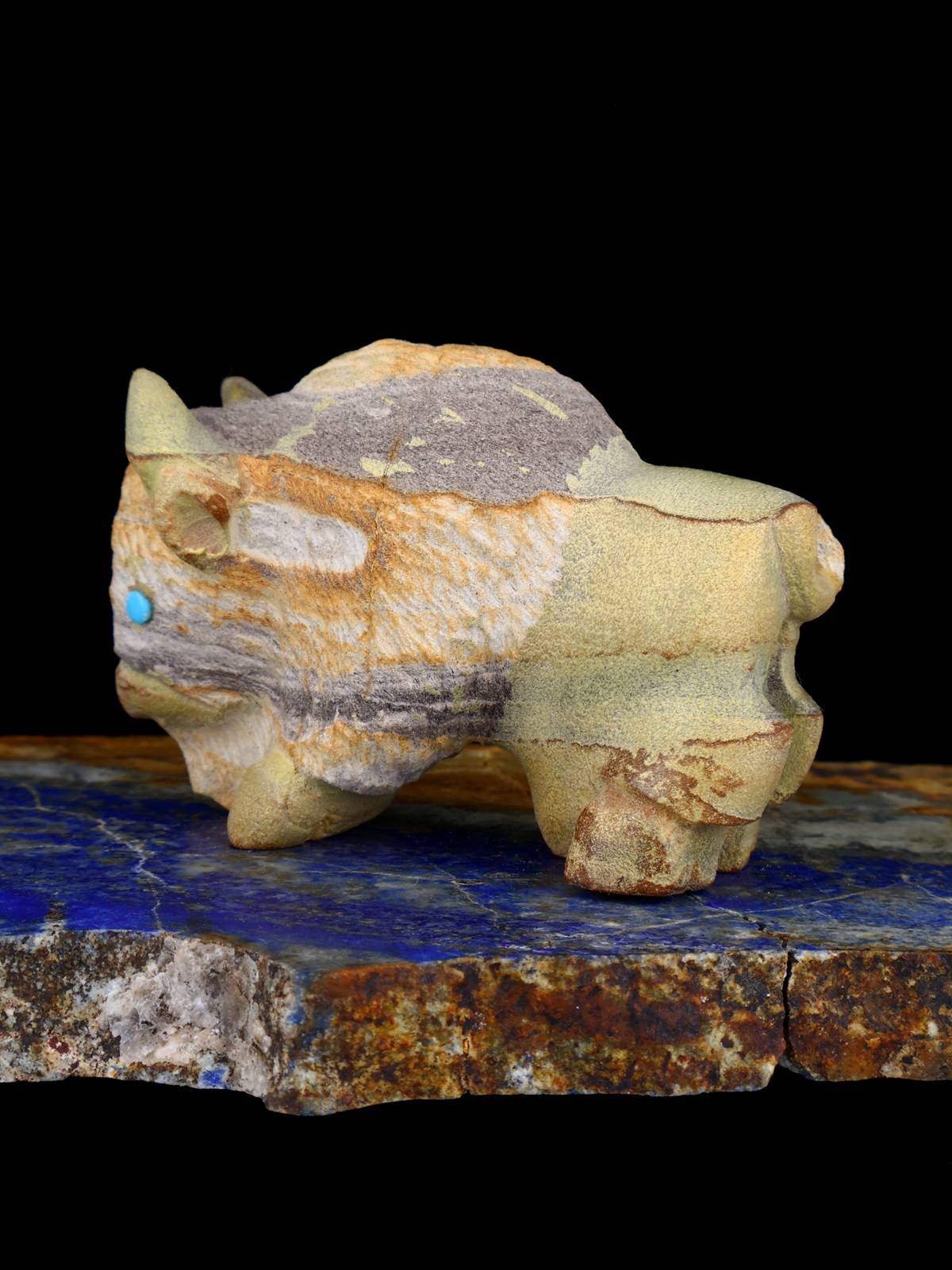 Serpentine Bison Zuni Fetish - PuebloDirect.com