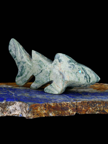 Serpentine Shark Zuni Fetish - PuebloDirect.com