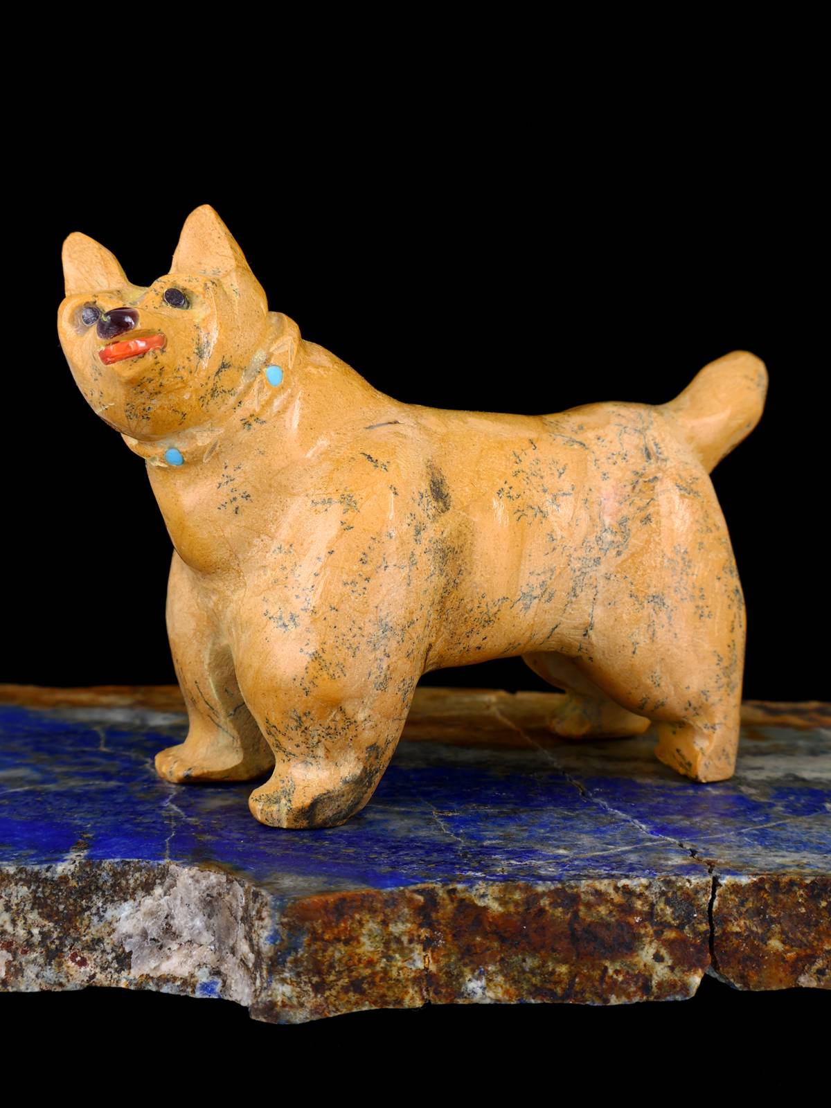 Travertine Dog Zuni Fetish - PuebloDirect.com
