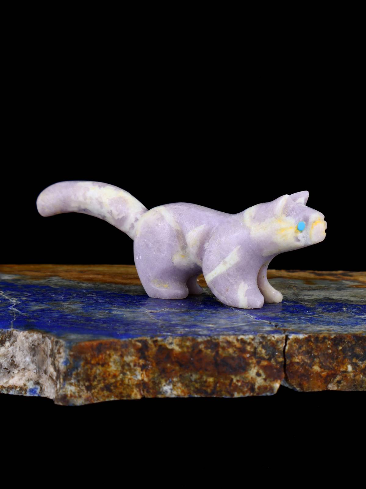 Lepidolite Mountain Lion Zuni Fetish - PuebloDirect.com