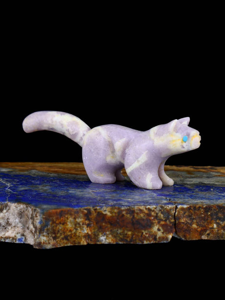 Lepidolite Mountain Lion Zuni Fetish - PuebloDirect.com