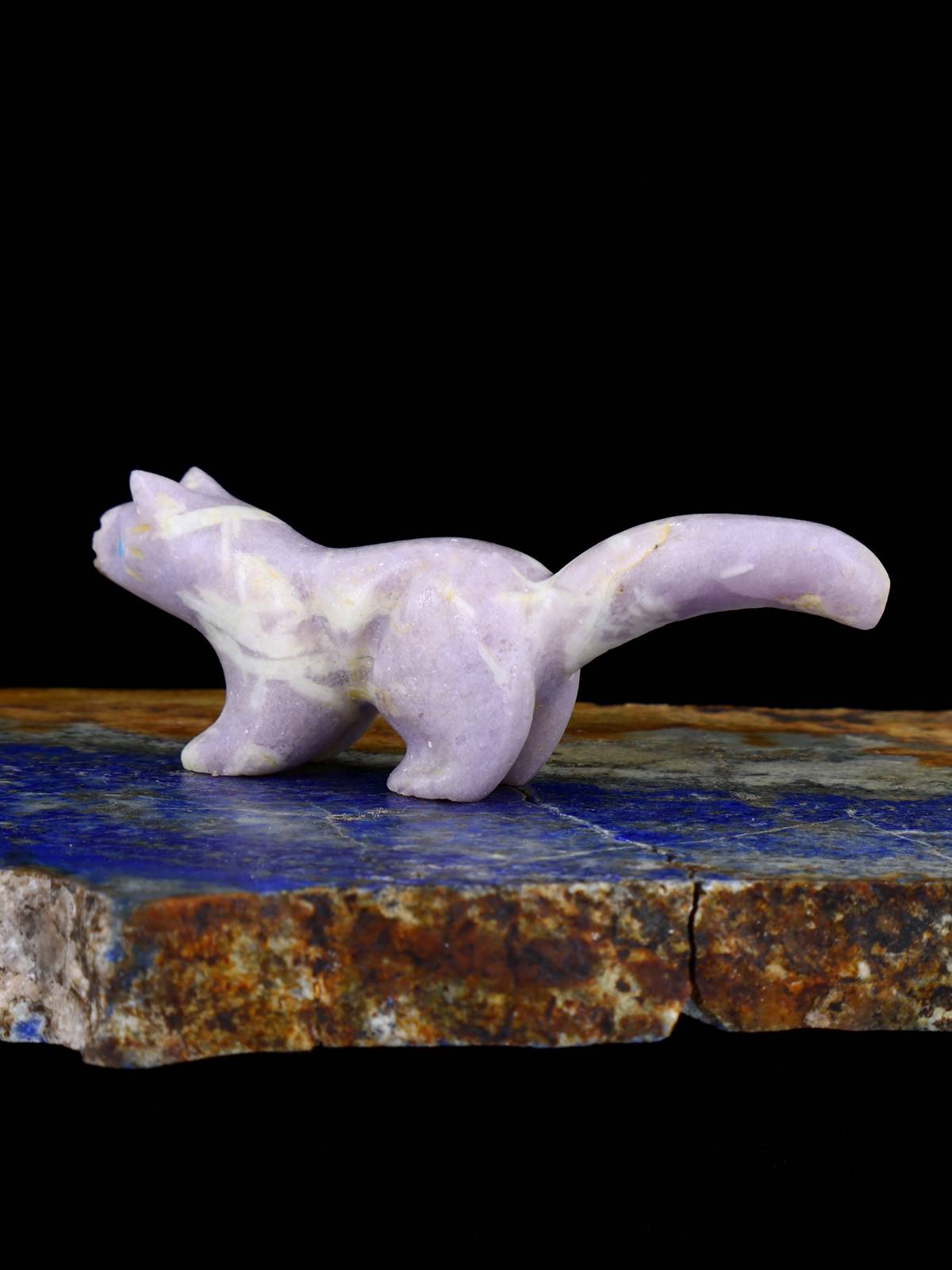 Lepidolite Mountain Lion Zuni Fetish - PuebloDirect.com