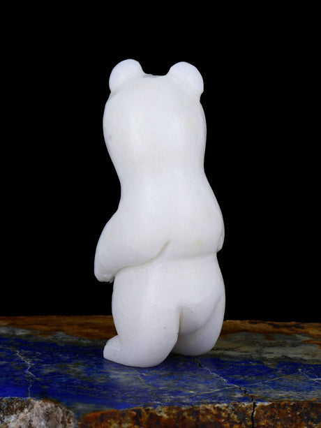 White Marble Bear Zuni Fetish - PuebloDirect.com