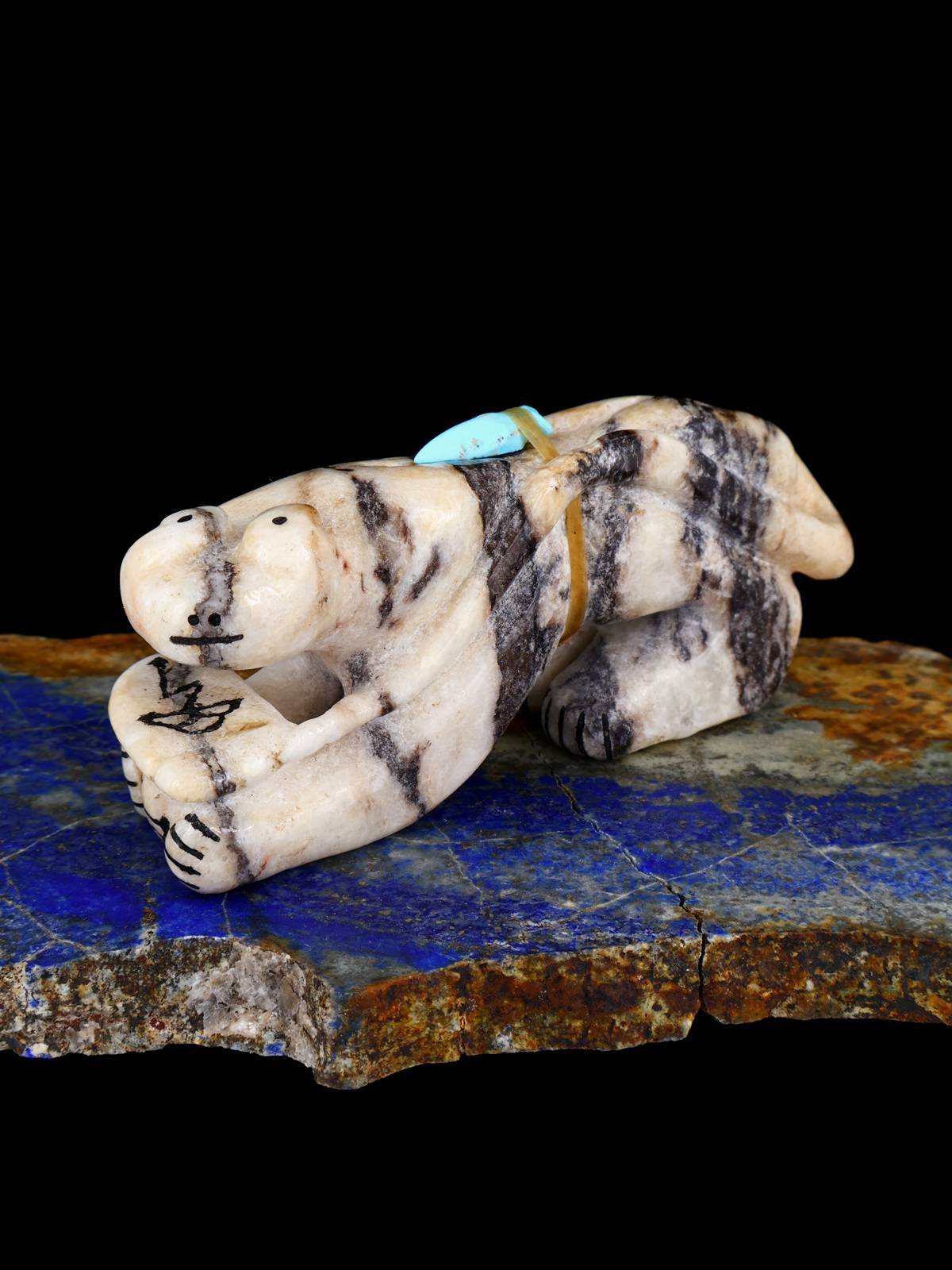 Marble Mountain Lion Zuni Fetish
