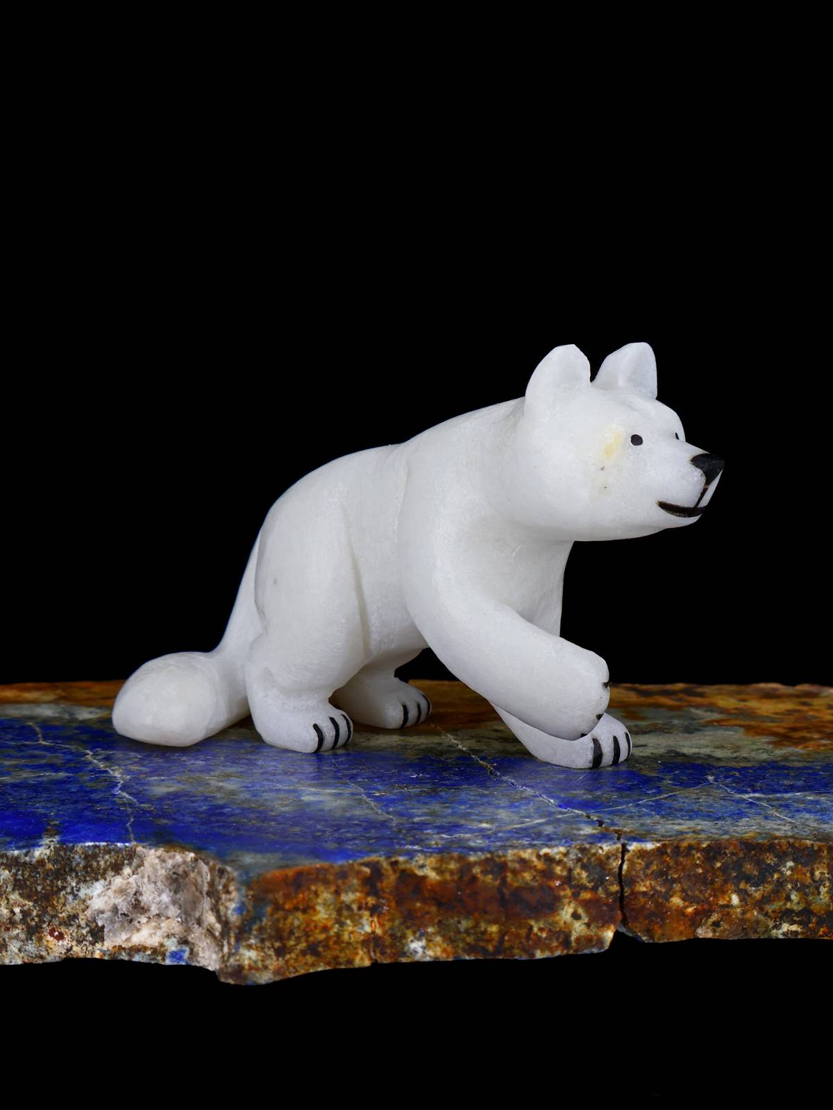 White Marble Wolf Zuni Fetish