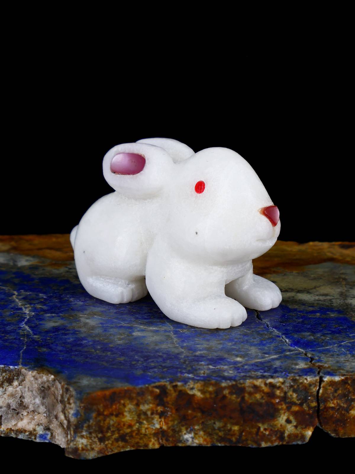 White Marble Rabbit Zuni Fetish