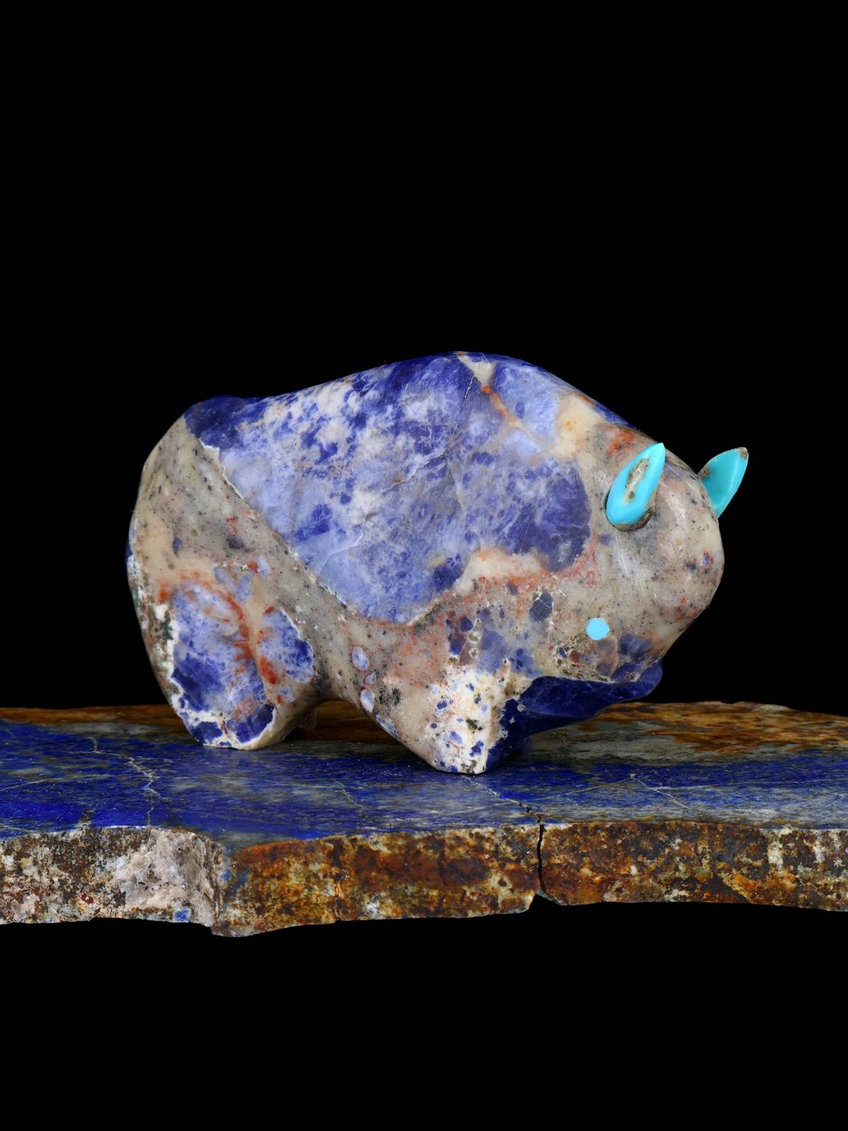 Sodalite Bison Zuni Fetish