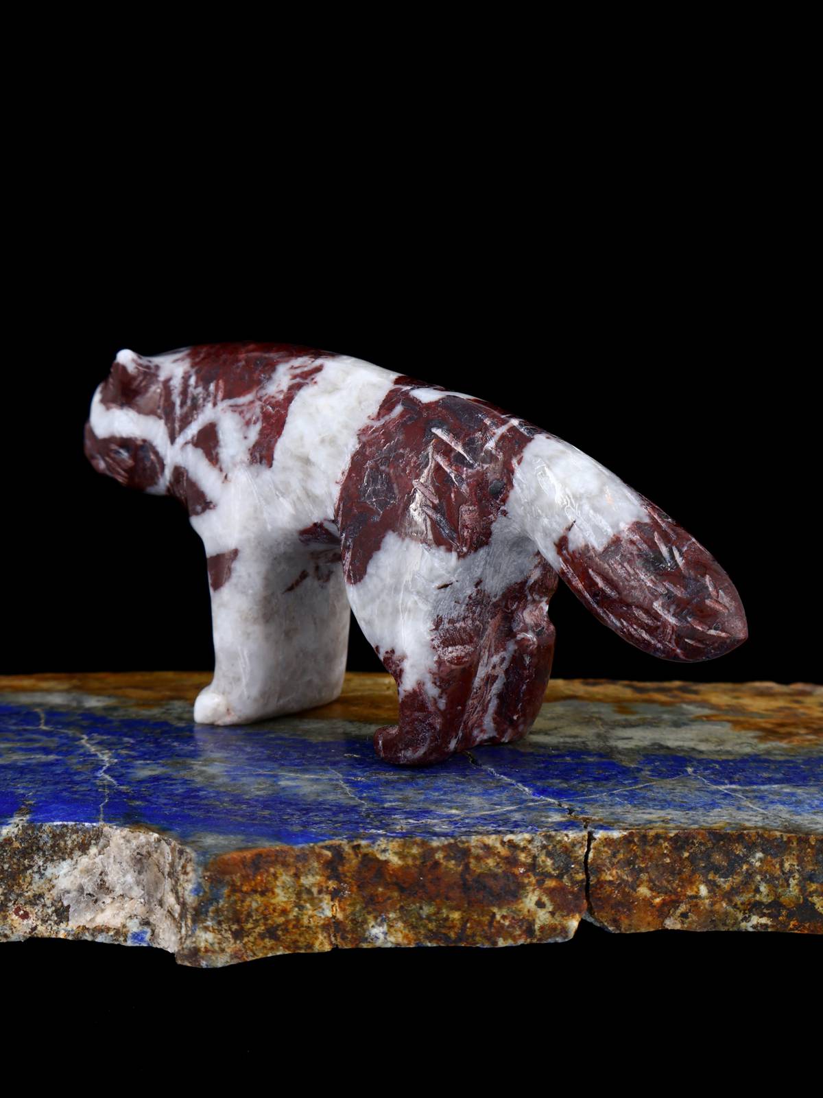 Marble Wolf Zuni Fetish