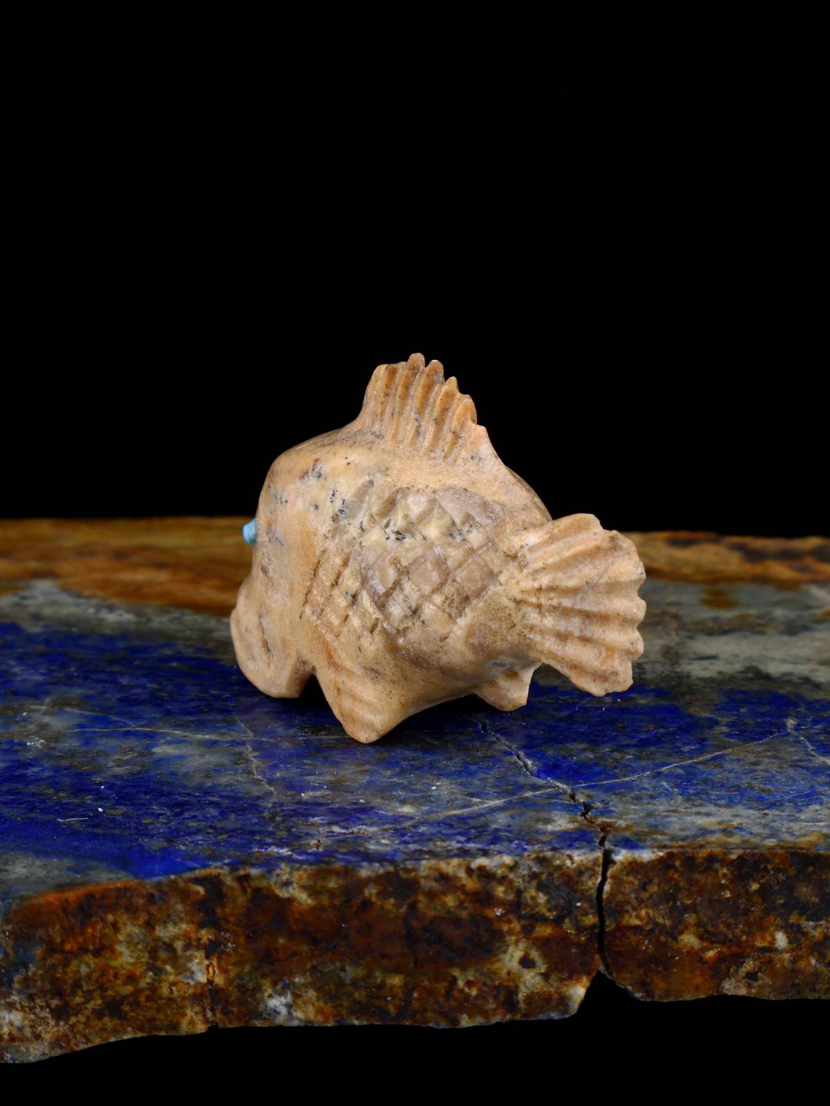 Travertine Fish Zuni Fetish