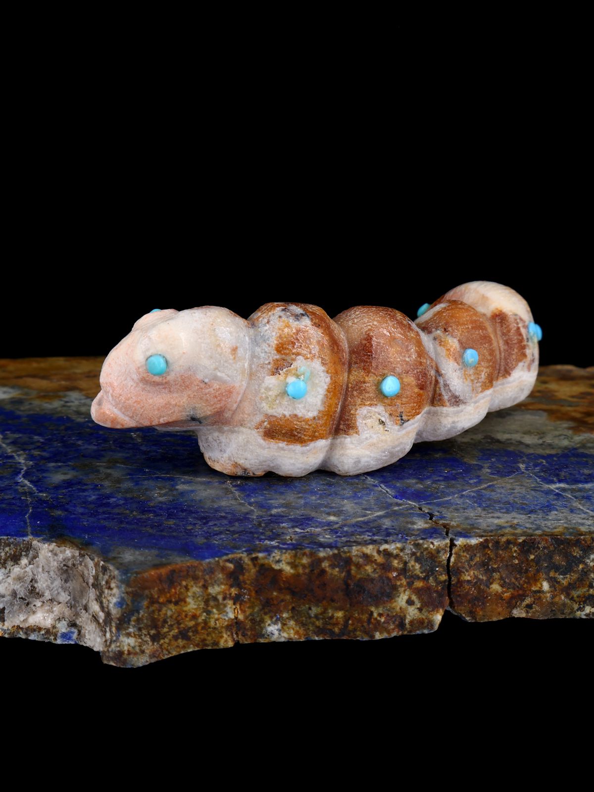 Dolomite Caterpillar Zuni Fetish - PuebloDirect.com