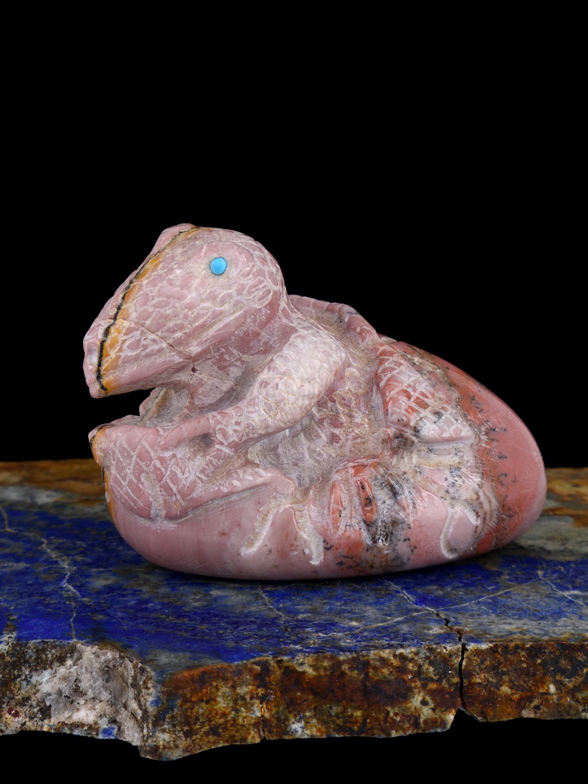 Dolomite Baby Dinosaur Zuni Fetish - PuebloDirect.com