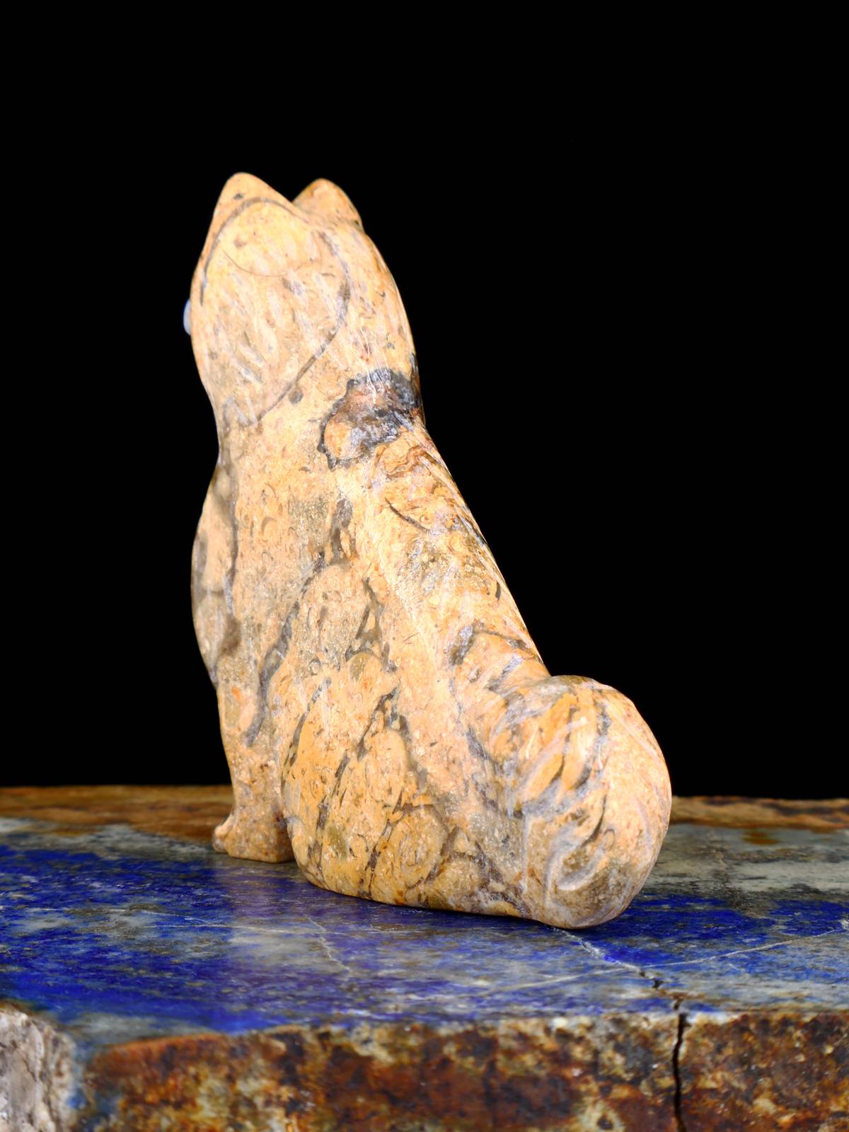 Travertine Dog Zuni Fetish