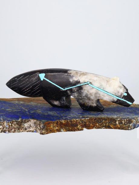 Fossilized Orthoceras Wolf Zuni Fetish - PuebloDirect.com