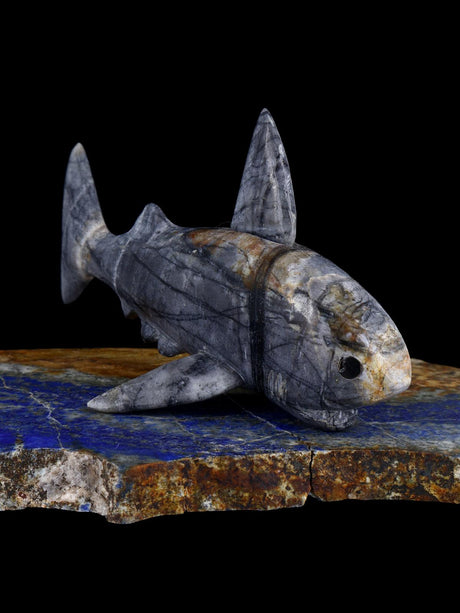 Picasso Marble Shark Zuni Fetish - PuebloDirect.com