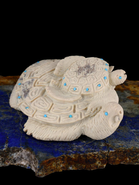 Serpentine Turtle Family Zuni Fetish - PuebloDirect.com
