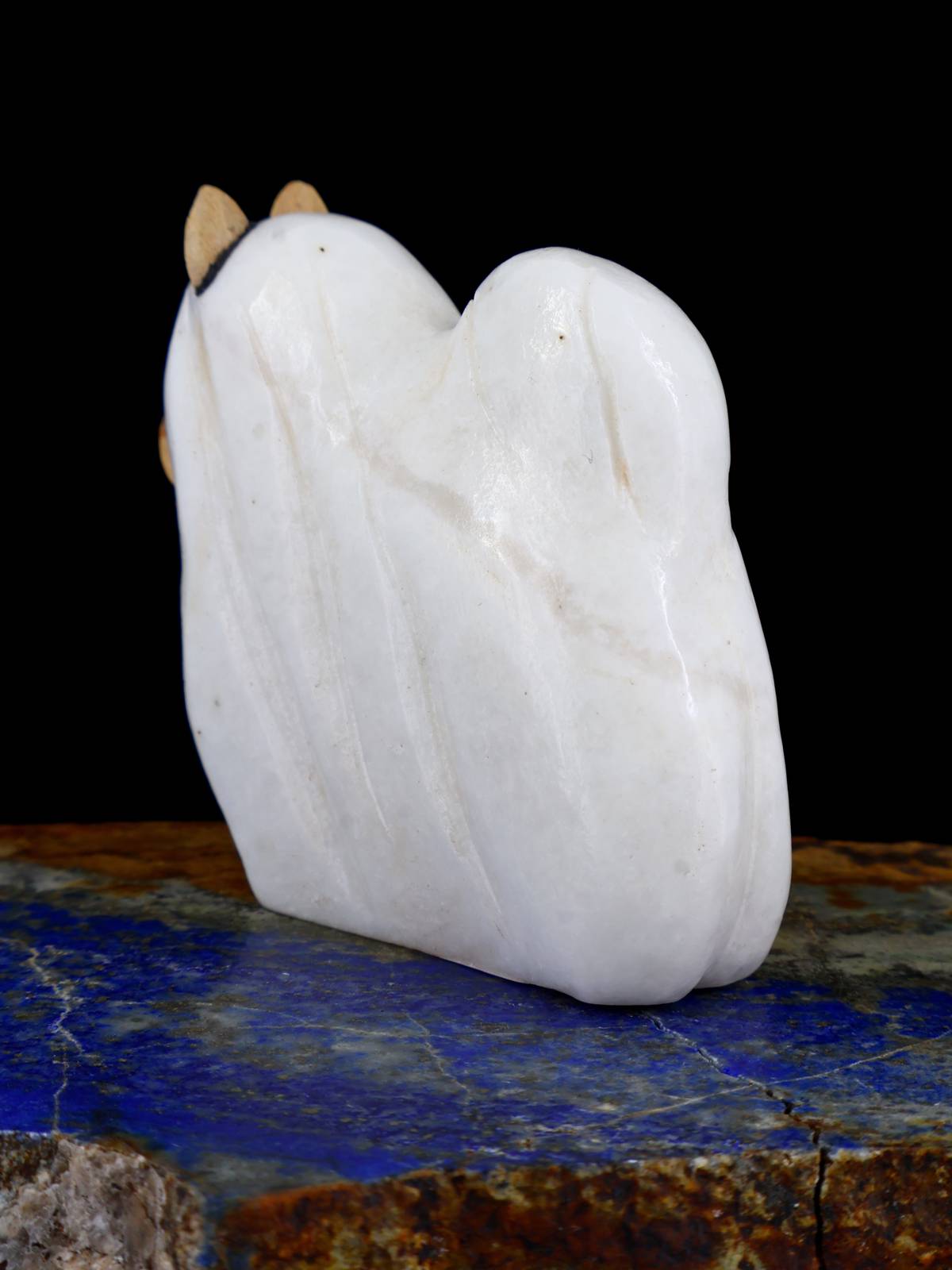 White Marble Spooky Ghost Dog Zuni Fetish