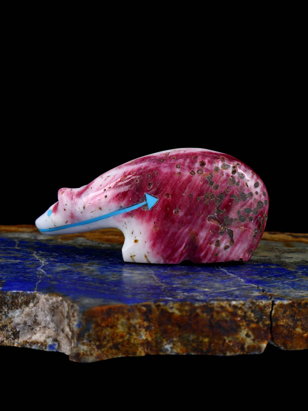Spiny Oyster Bear Zuni Fetish