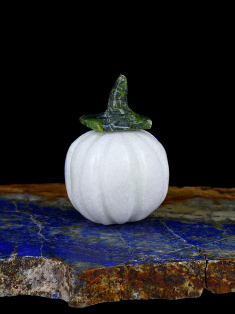 Alabaster Pumpkin Zuni Fetish