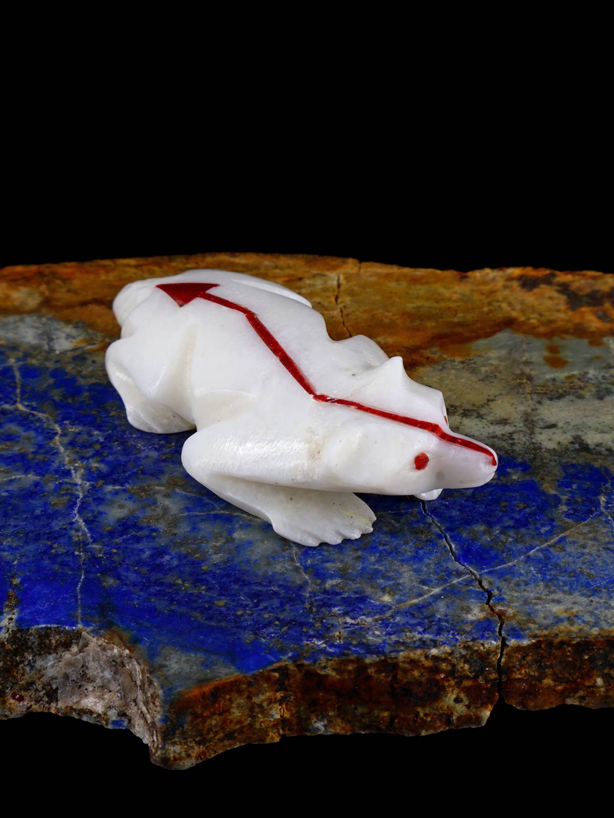 White Marble Badger Zuni Fetish