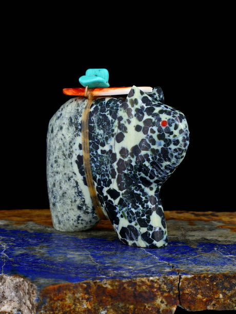 Serpentine Wolf Zuni Fetish - PuebloDirect.com