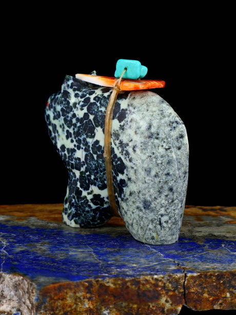 Serpentine Wolf Zuni Fetish - PuebloDirect.com