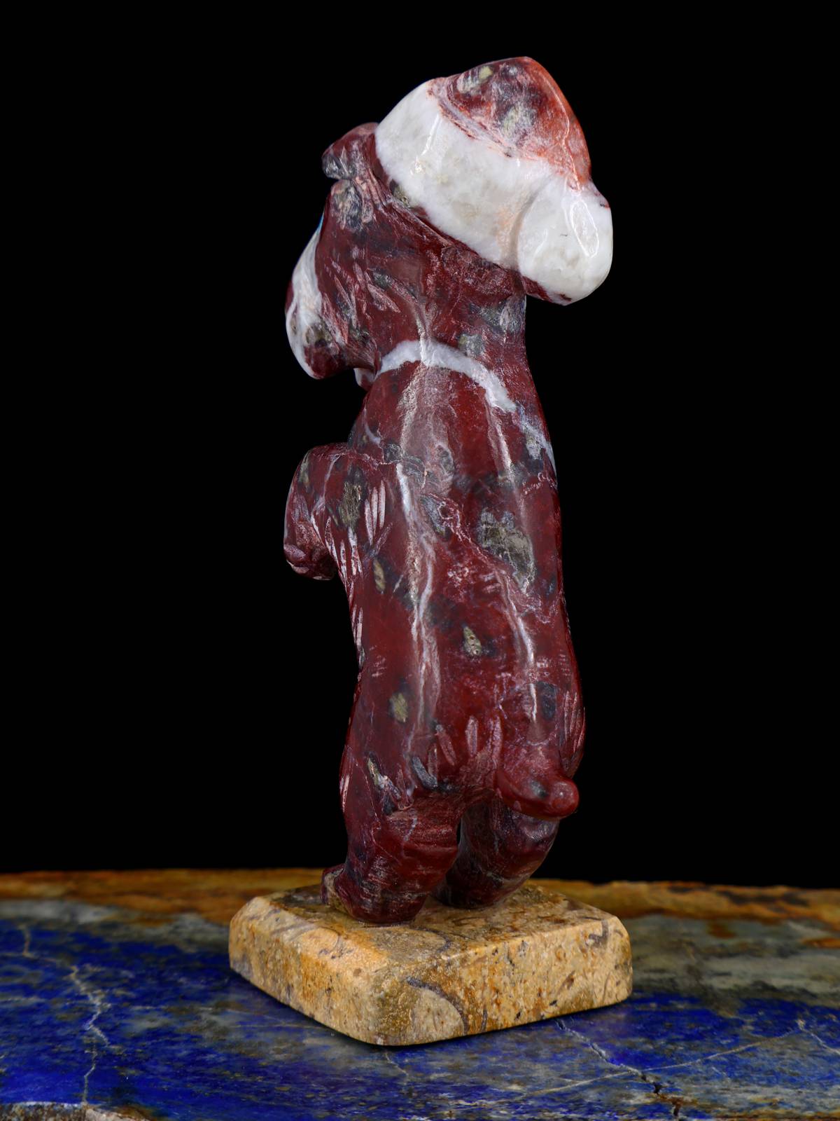 Marble Santa Doggy Zuni Fetish - PuebloDirect.com