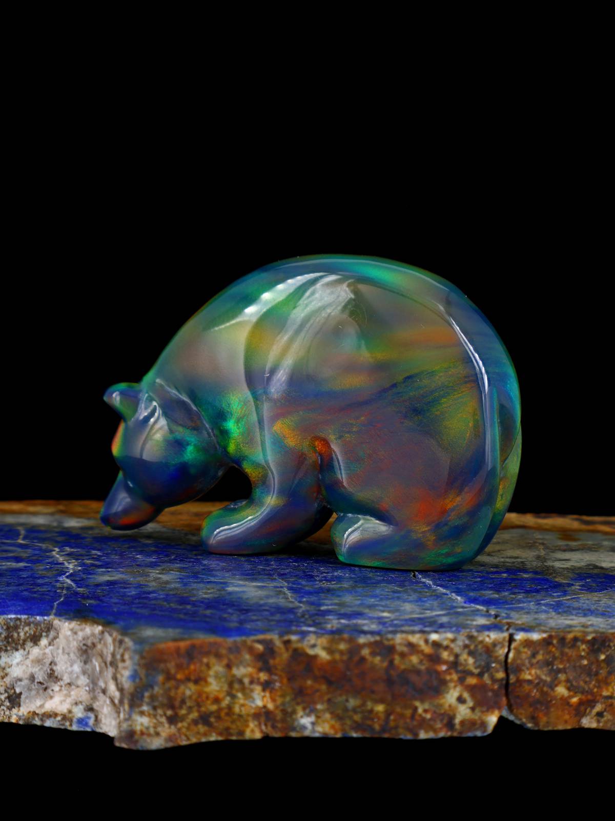 Aurora Opal Bear Zuni Fetish - PuebloDirect.com