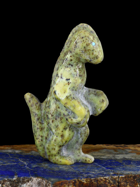 Serpentine Dinosaur Zuni Fetish - PuebloDirect.com