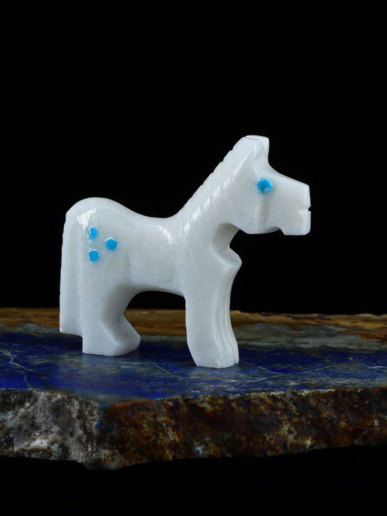 White Marble Horse Zuni Fetish - PuebloDirect.com