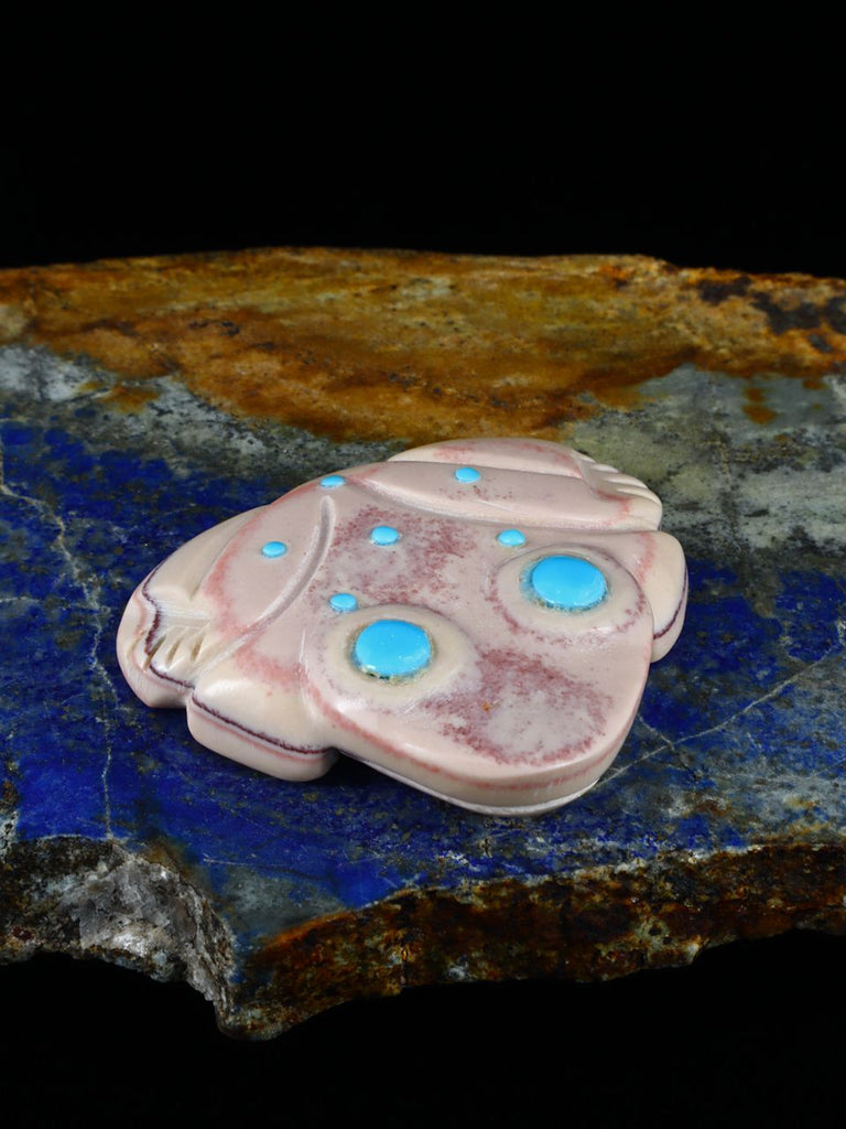 Dolomite Frog Zuni Fetish - PuebloDirect.com