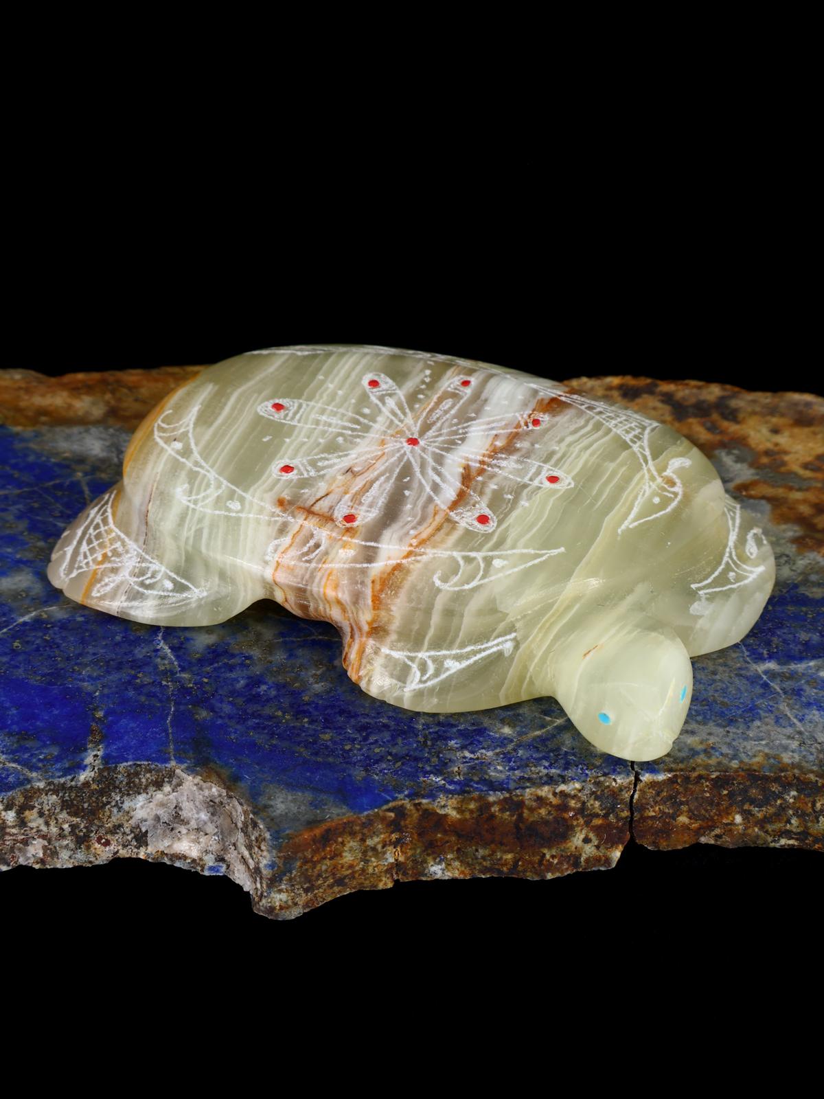 Etched Onyx Turtle Zuni Fetish