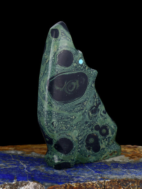 Serpentine Coyote Zuni Fetish