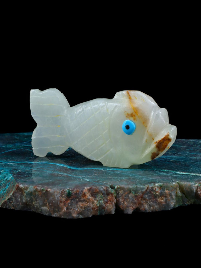 Calcite Fish Zuni Fetish - PuebloDirect.com