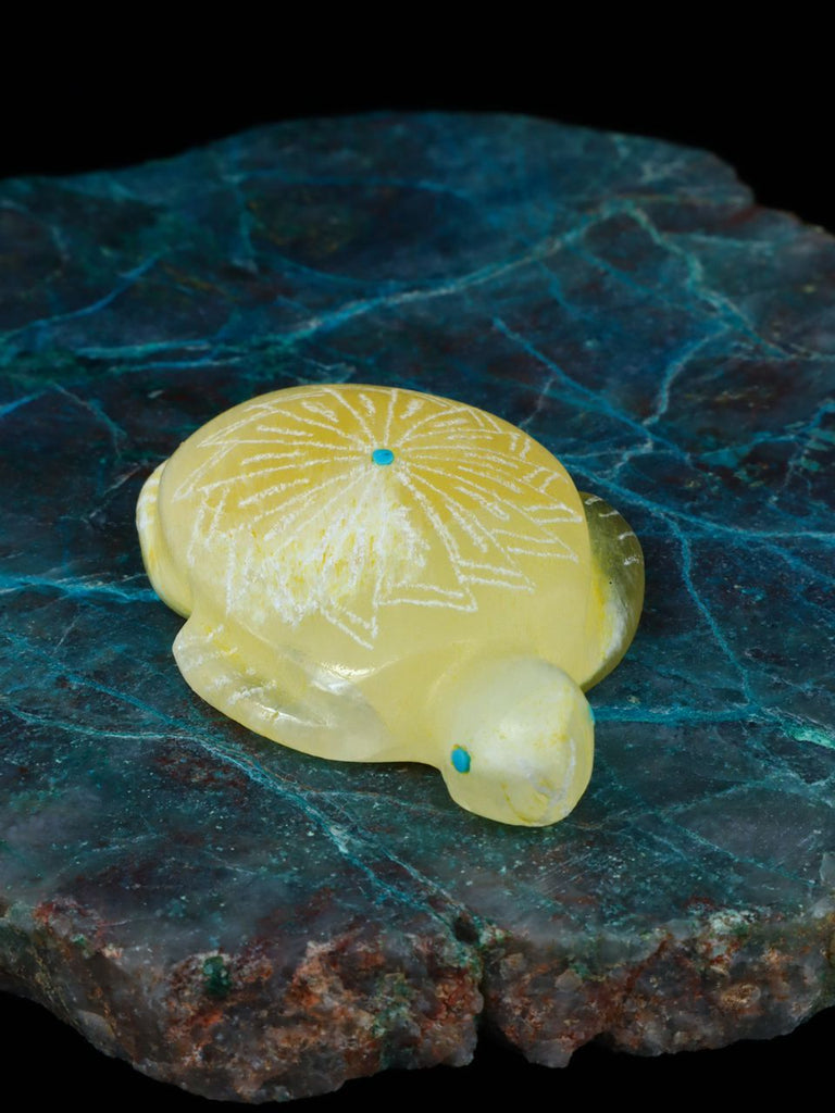 Etched Honey Calcite Turtle Zuni Fetish - PuebloDirect.com