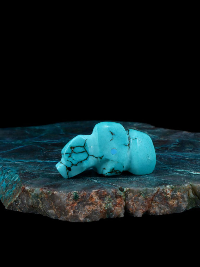 Dyed Howlite Bear Zuni Fetish - PuebloDirect.com